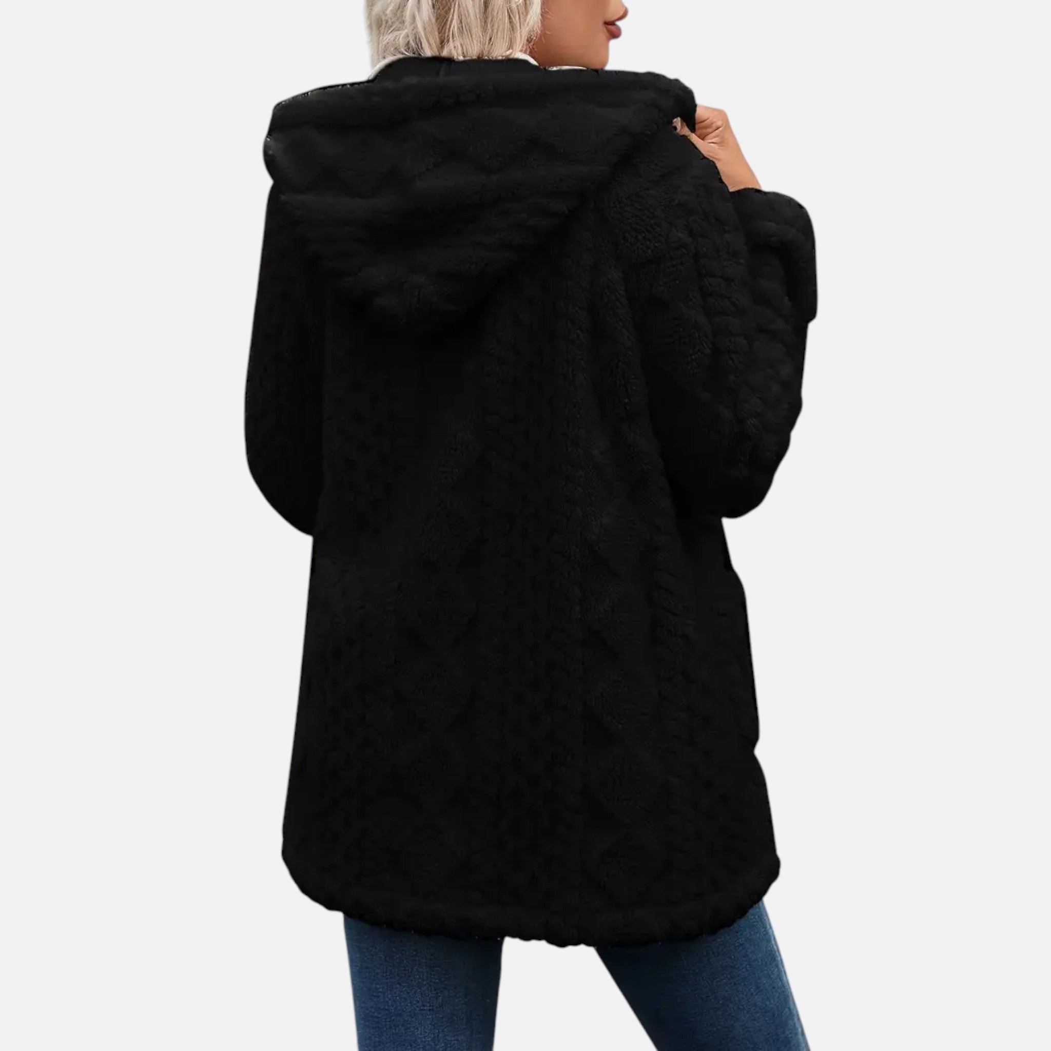 Belavyn | Womenâs Heritage Plush Buttoned Coat