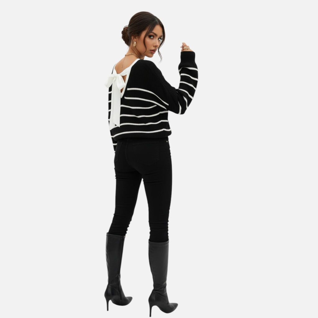 Belavyn | Womenâs French-Striped V-Neck Pullover