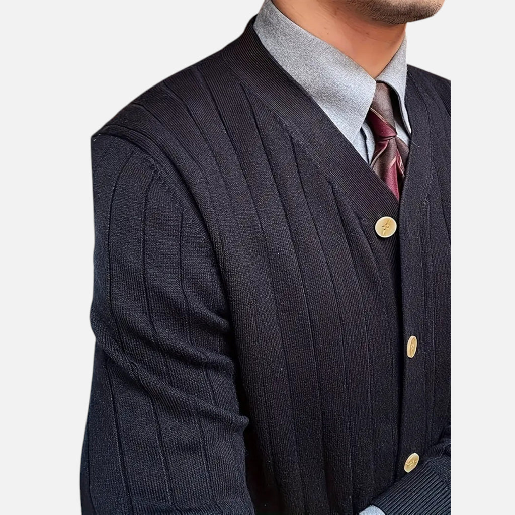 Belavyn | Men’s Wool V-Neck Cardigan #color_black