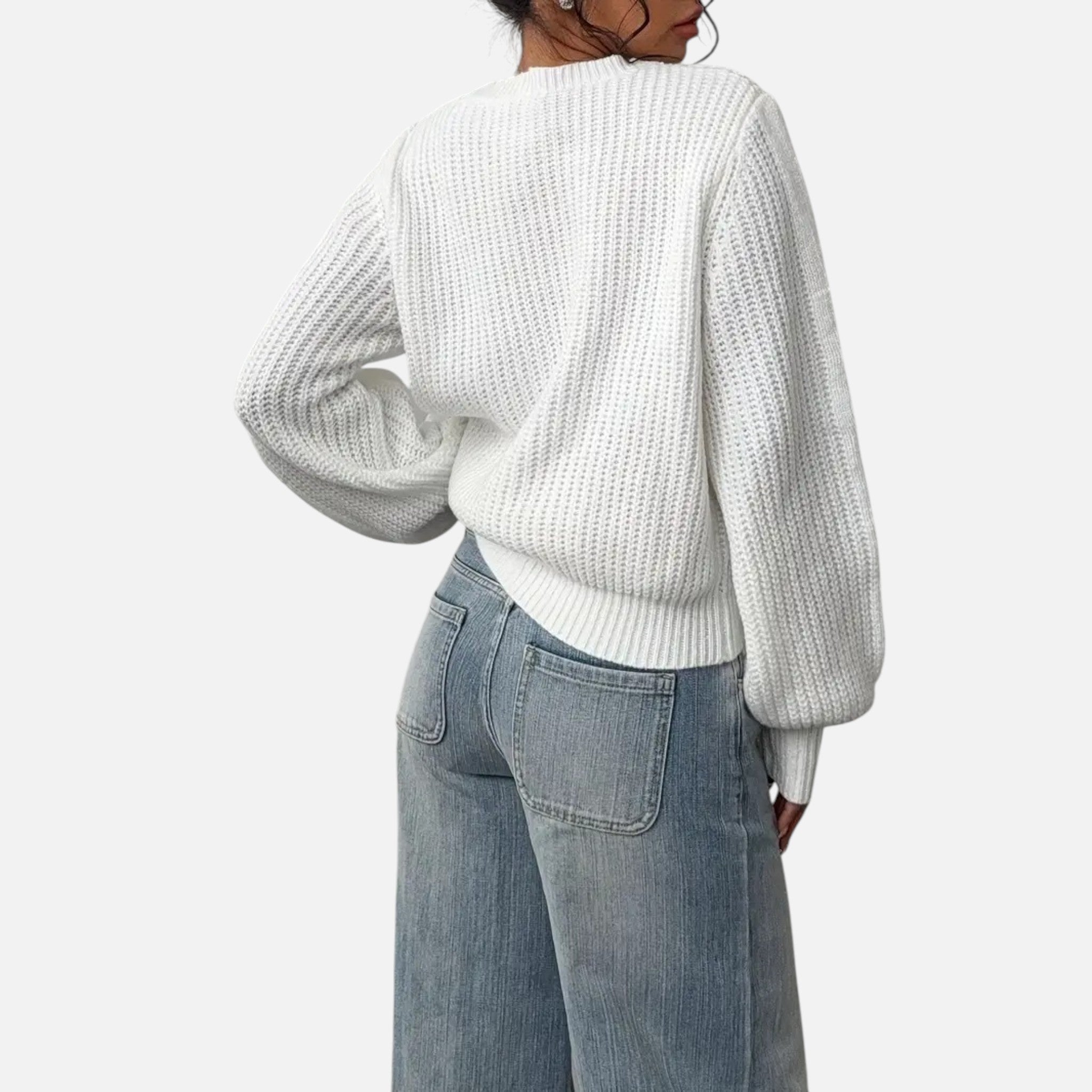 Belavyn | Womenâs Elegant Round-Neck Knit Sweater