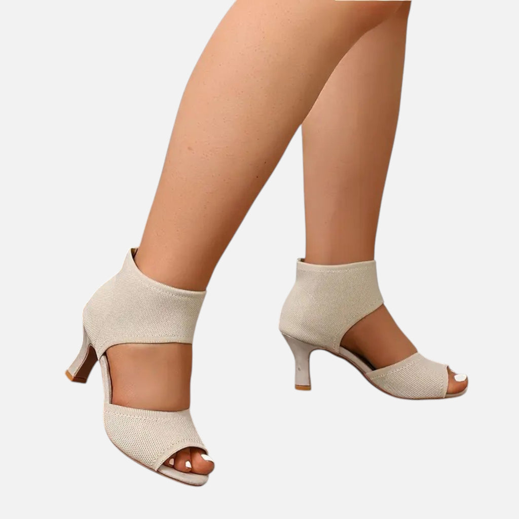 Belavyn | Womenâs Elegant Wide-Width Heeled Sandals